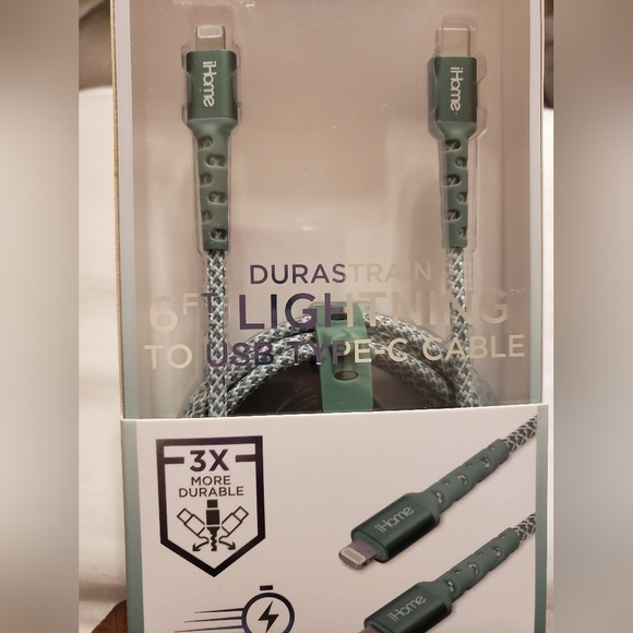 NWB iHome Green Durastrain Lightning 6ft Charging Cable to USB Type C - Picture 3 of 5